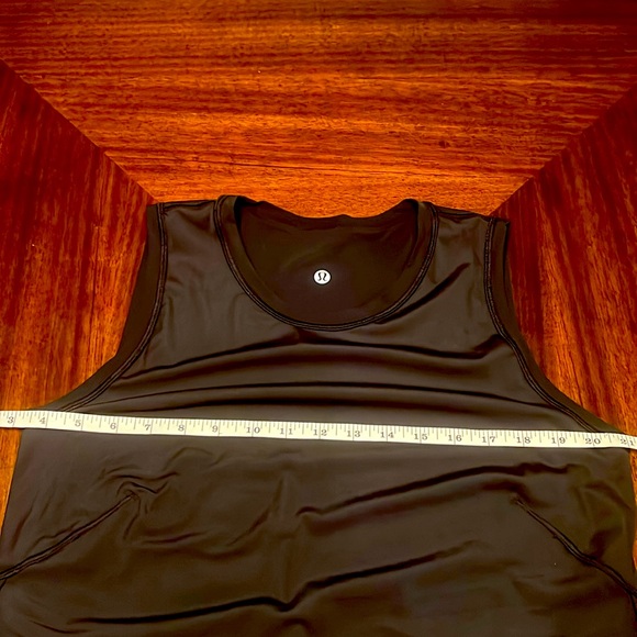 Lululemon | High Neck Split Hem Run Tank Black | Size Medium - Picture 9 of 11